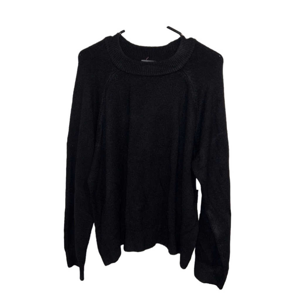 Vince Camuto Black Knit Sweater— NWT